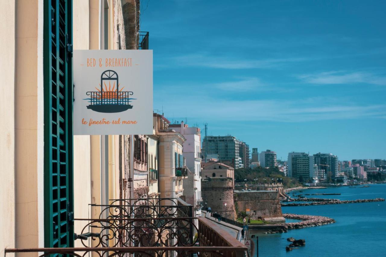 B&B Le Finestre Sul Mare Taranto Exterior photo